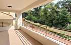 5 Bed Townhouse with En Suite at Lavington Green - 3