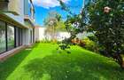5 Bed Townhouse with En Suite in Kyuna - 2