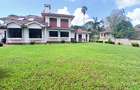 4 Bed House with En Suite at Lavington - 3