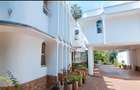 6 Bed House with Swimming Pool in Kileleshwa - 1