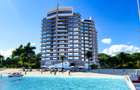 Serviced 3 Bed Apartment with En Suite at Reef Hotel - 11