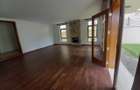 5 Bed Townhouse with En Suite in Lavington - 2