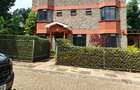 4 Bed Townhouse with En Suite at Lavington - 4