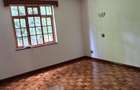 4 Bed Townhouse with En Suite in Lavington - 6