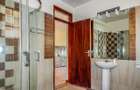 3 Bed Apartment with En Suite at Riverside Drive - 12