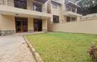 5 Bed Townhouse with En Suite at Lavington Green - 2