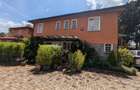 2 Bed House with En Suite in Nyari - 1