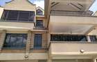 5 Bed Townhouse with En Suite in Lavington - 20