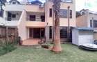 5 Bed Townhouse with En Suite at Lavington - 1
