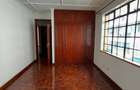 4 Bed Townhouse with En Suite at Lavington Mall - 12