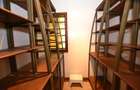 5 Bed House with En Suite in Runda - 11