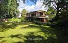 6 Bed House with Garden in Nyari - 18