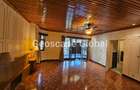5 Bed House with En Suite in Runda - 11