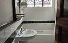 Serviced 2 Bed Apartment with En Suite at Rhapta Road - 7