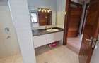 4 Bed House with En Suite in Runda - 12