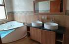 5 Bed Townhouse with En Suite at Lavington - 11