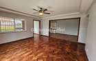 3 Bed House with En Suite in Runda - 2