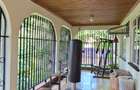 4 Bed House with En Suite in Nyari - 19