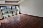 5 Bed Townhouse with En Suite at Lavington Convent Drive - 14