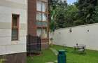 6 Bed Townhouse with En Suite at Lavington Green - 3