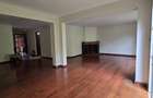 5 Bed Townhouse with En Suite at Brookside Drive - 6