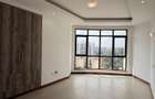 2 Bed Apartment with En Suite in Westlands Area - 9