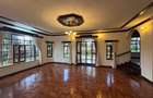 5 Bed House with En Suite in Runda - 7