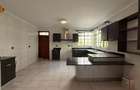 5 Bed Townhouse with En Suite in Lavington - 13