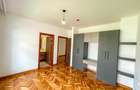 4 Bed Townhouse with En Suite in Gigiri - 13