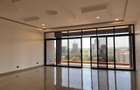 4 Bed Apartment with En Suite in Spring Valley - 1