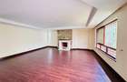 5 Bed Townhouse with Swimming Pool at Spring Valley - 7