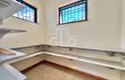 6 Bed Villa with En Suite in Loresho - 11