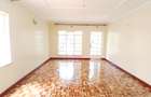 4 Bed Townhouse with En Suite at Lavington - 17