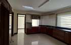 5 Bed Townhouse with En Suite in Westlands Area - 9