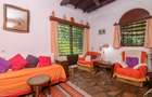 4 Bed House with En Suite at Mtangani Area - 12