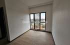 3 Bed Apartment with En Suite in Rosslyn - 4