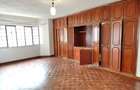 4 Bed Apartment with En Suite in Westlands Area - 12