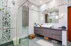 5 Bed Townhouse with En Suite at Muhoho Avenue - 9