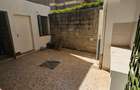 5 Bed Townhouse with En Suite at Lavington - 8