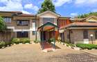 4 Bed Townhouse with En Suite at James Gichuru - 5
