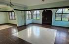 4 Bed House with En Suite at Hs99 - 7