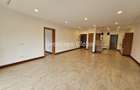 3 Bed Apartment with En Suite in Parklands - 16