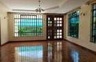 4 Bed Townhouse with En Suite in Lavington - 8