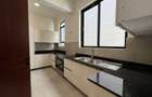 5 Bed Townhouse with En Suite in Spring Valley - 8