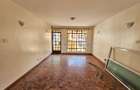 5 Bed House with En Suite in Lavington - 19