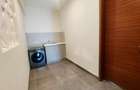 3 Bed Apartment with En Suite at Riverside Drive - 10
