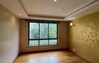 4 Bed Villa with En Suite in Lavington - 9
