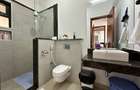 Serviced 2 Bed Apartment with En Suite at Lantana Road - 15