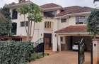 4 Bed Townhouse with En Suite in Spring Valley - 1