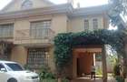 5 Bed Townhouse with En Suite in Lavington - 2